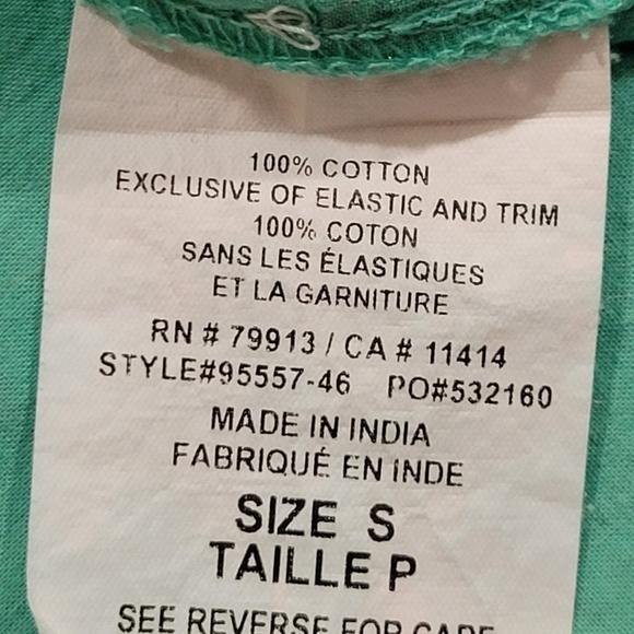 Motherhood Maternity teal eyelet top size Small - Picture 5 of 7